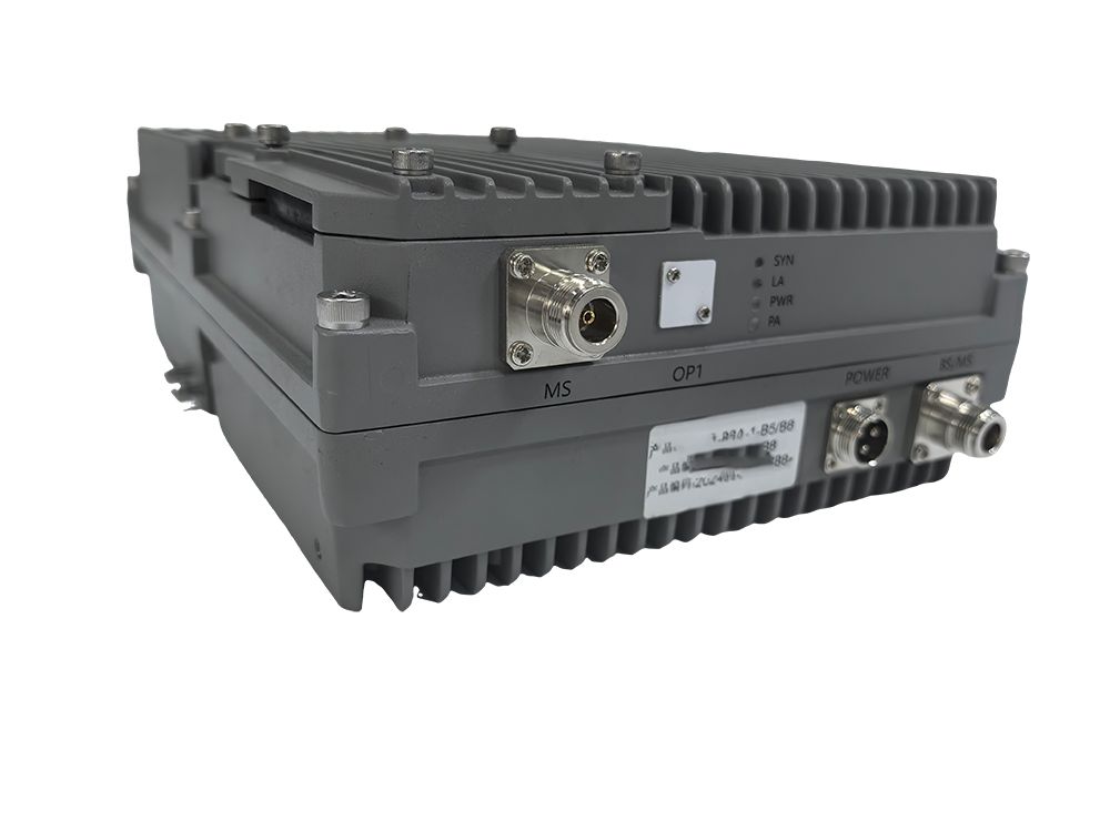  石楼三频手机信号接收器2000㎡